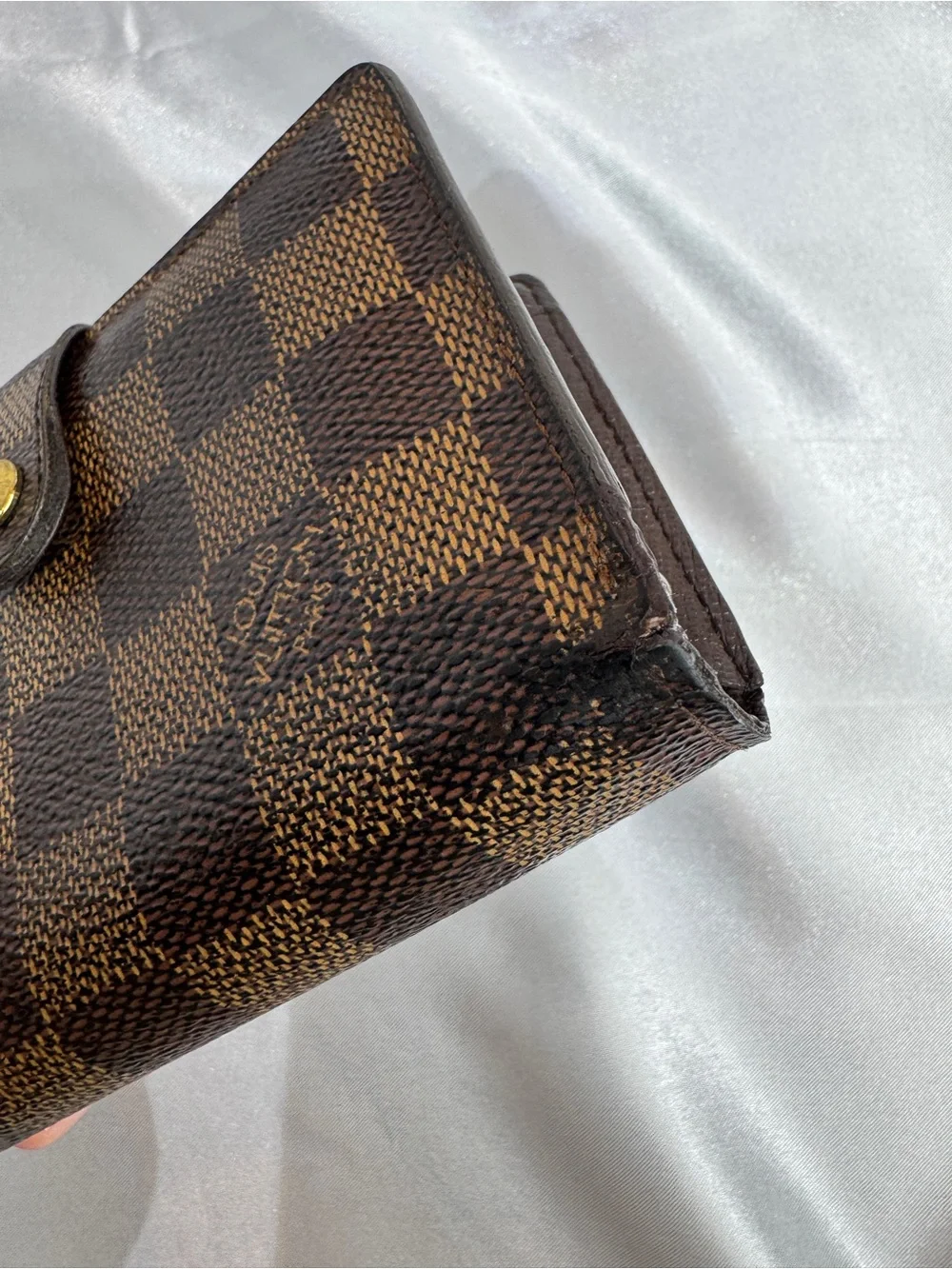 Louis Vuitton Damier Ebene Kisslock Portefeuille Viennois Wallet
